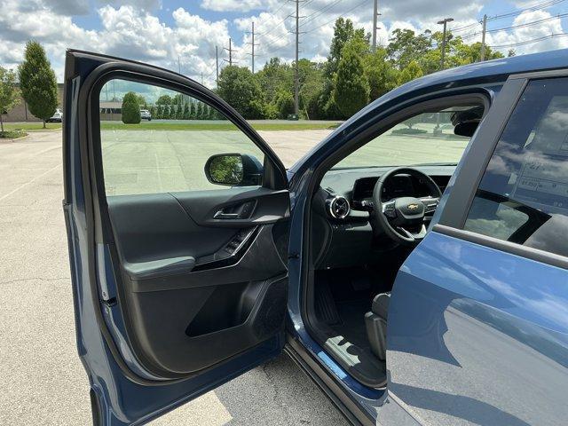 new 2026 Chevrolet Equinox car, priced at $27,995