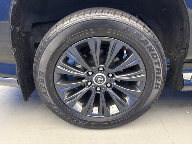 used 2023 Lexus GX 460 car, priced at $54,305