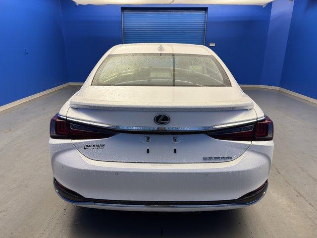 used 2024 Lexus ES 300h car, priced at $44,937