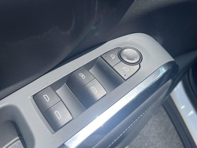 new 2025 Chevrolet Traverse car, priced at $42,298