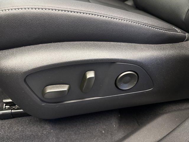 new 2026 Chevrolet Traverse car, priced at $43,078