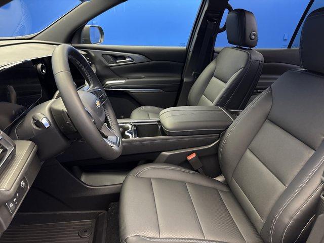 new 2026 Chevrolet Traverse car, priced at $43,078