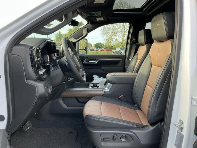 new 2025 Chevrolet Silverado 3500 car, priced at $87,050
