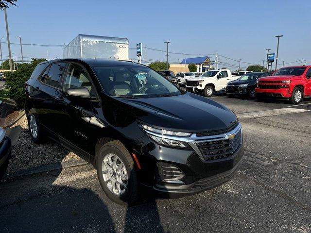 new 2024 Chevrolet Equinox car, priced at $30,115