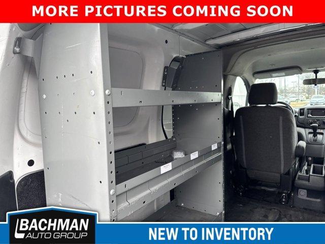 used 2019 Nissan NV200 car