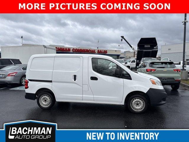 used 2019 Nissan NV200 car