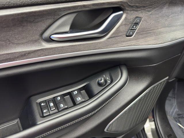 used 2022 Jeep Grand Cherokee L car, priced at $31,918