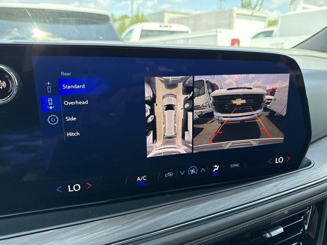 new 2025 Chevrolet Suburban car