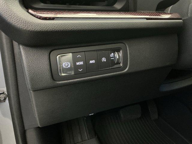 new 2025 Chevrolet Traverse car, priced at $56,070
