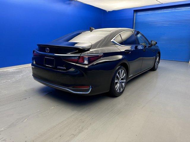 used 2021 Lexus ES 300h car, priced at $29,910