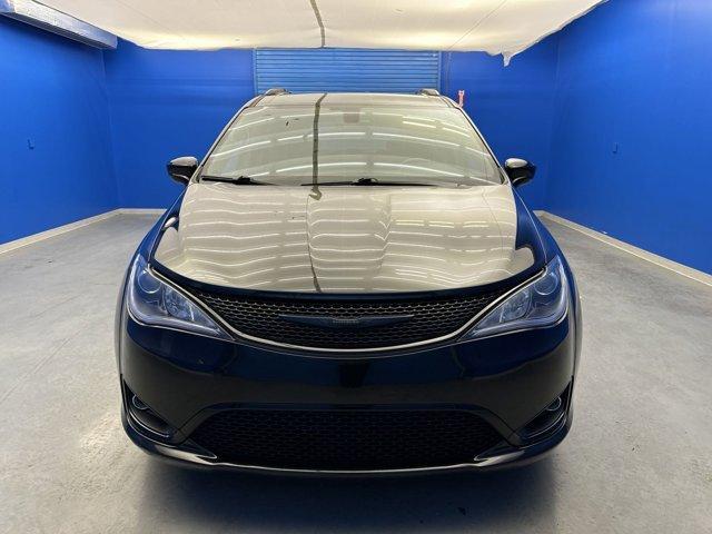 used 2019 Chrysler Pacifica car, priced at $19,995