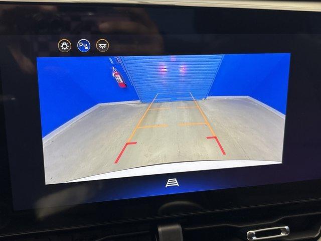 new 2026 Chevrolet Equinox car, priced at $33,915