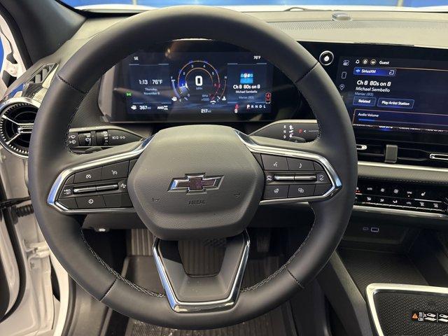 new 2026 Chevrolet Equinox car, priced at $33,915