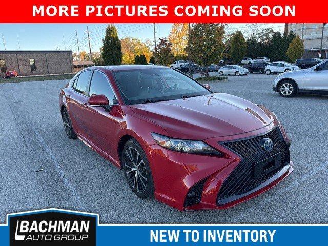 used 2020 Toyota Camry Hybrid car, priced at $19,995