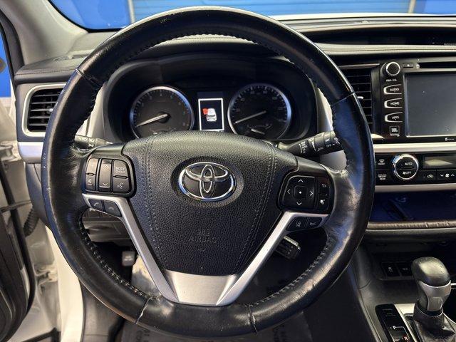 used 2019 Toyota Highlander car, priced at $23,862