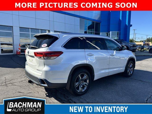 used 2019 Toyota Highlander car, priced at $24,995
