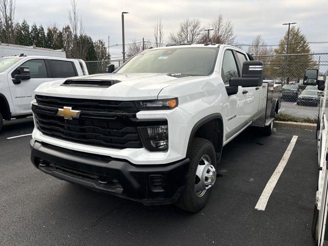 new 2024 Chevrolet Silverado 3500 car, priced at $72,729