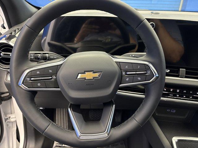 new 2026 Chevrolet Equinox car, priced at $29,495