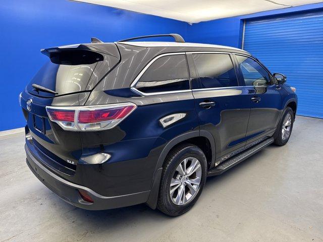 used 2014 Toyota Highlander car, priced at $14,995