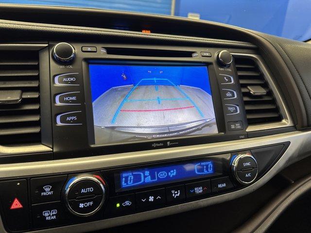 used 2014 Toyota Highlander car, priced at $14,995