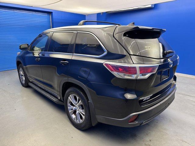 used 2014 Toyota Highlander car, priced at $14,995
