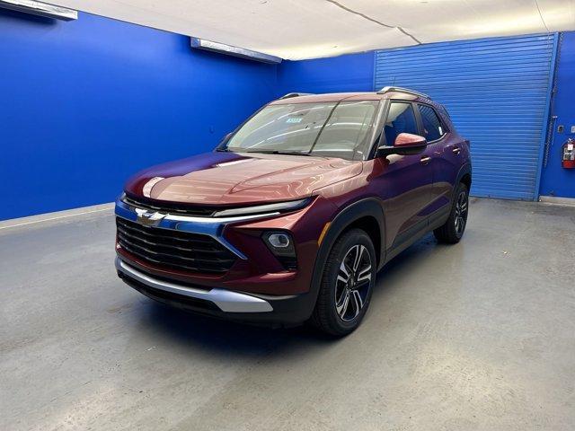 new 2025 Chevrolet TrailBlazer car, priced at $28,575