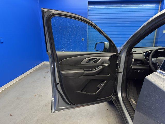 used 2024 Chevrolet Traverse Limited car, priced at $33,995
