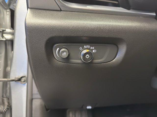 used 2024 Chevrolet Traverse Limited car, priced at $33,995