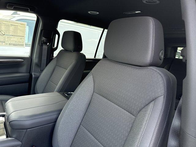 new 2025 Chevrolet Suburban car