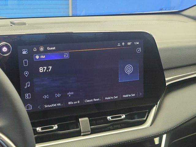 new 2025 Chevrolet Equinox car, priced at $28,495