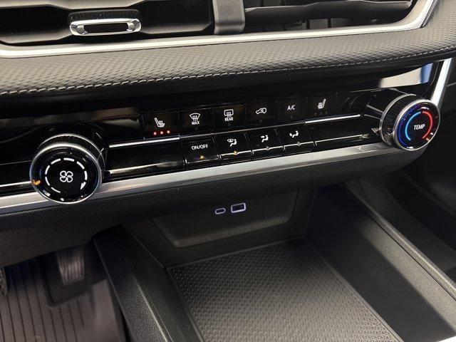 new 2026 Chevrolet Equinox car, priced at $28,354