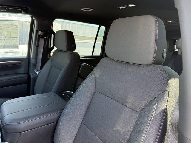 new 2025 Chevrolet Suburban car