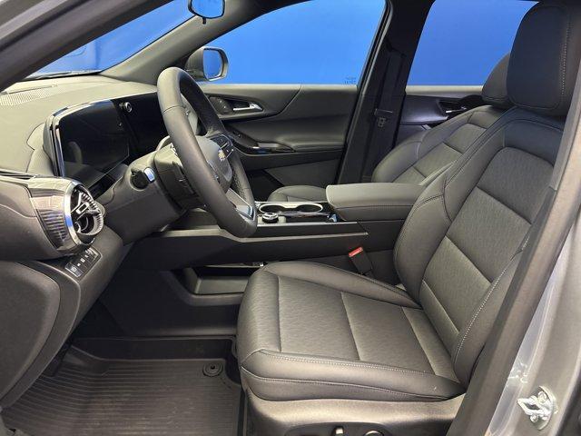 new 2026 Chevrolet Equinox car, priced at $32,080