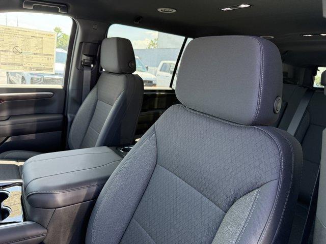 new 2025 Chevrolet Suburban car