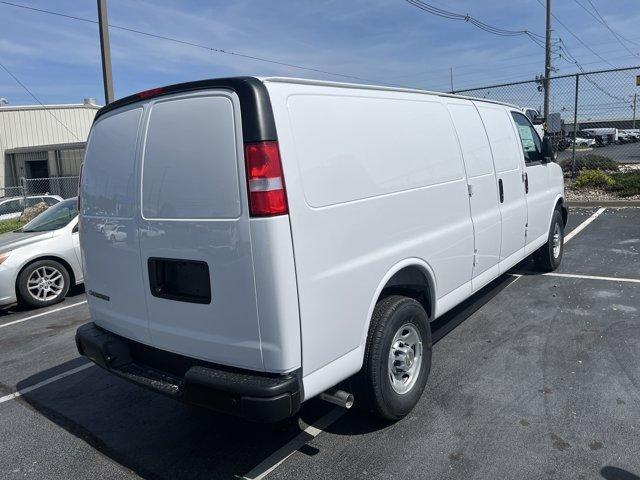 new 2025 Chevrolet Express 2500 car