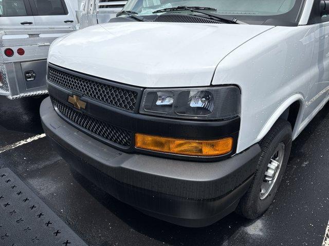 new 2025 Chevrolet Express 2500 car, priced at $50,804