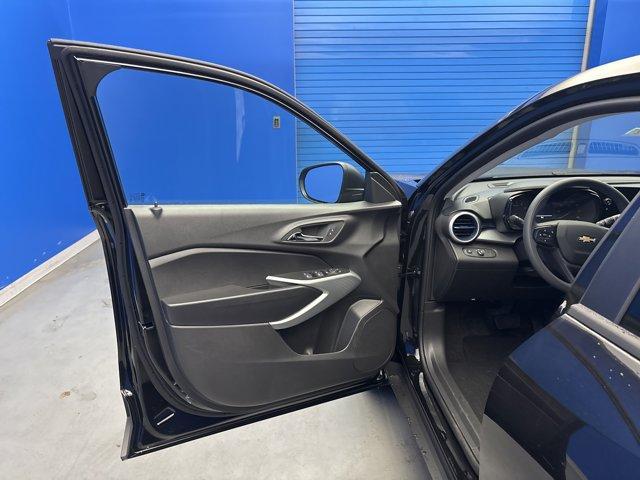 new 2026 Chevrolet Trax car, priced at $22,495