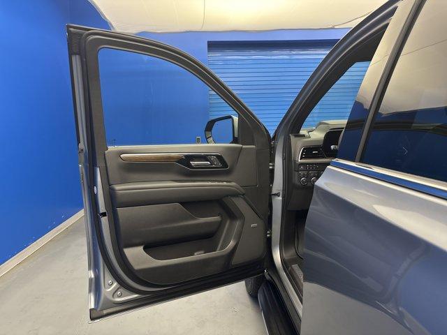 new 2025 Chevrolet Suburban car, priced at $88,993