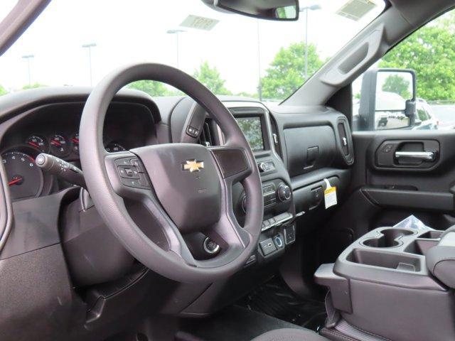 new 2024 Chevrolet Silverado 3500 car, priced at $50,298