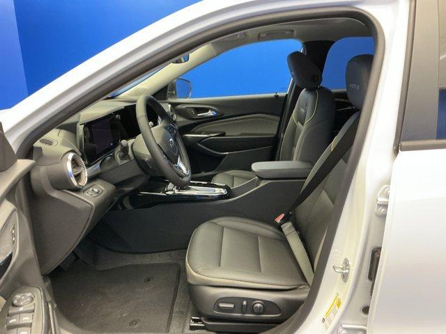 new 2025 Chevrolet Trax car, priced at $26,985