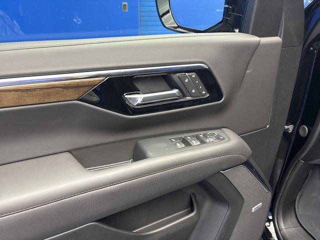 new 2025 Chevrolet Suburban car, priced at $80,993