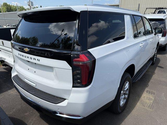 new 2025 Chevrolet Suburban car