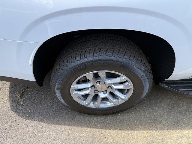 new 2025 Chevrolet Suburban car