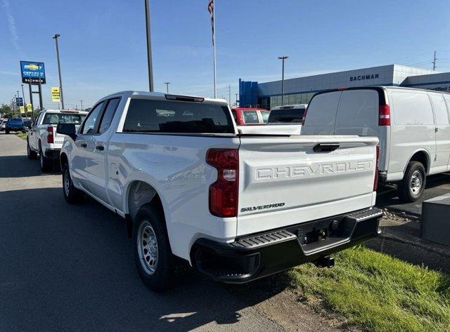 new 2024 Chevrolet Silverado 1500 car, priced at $44,595