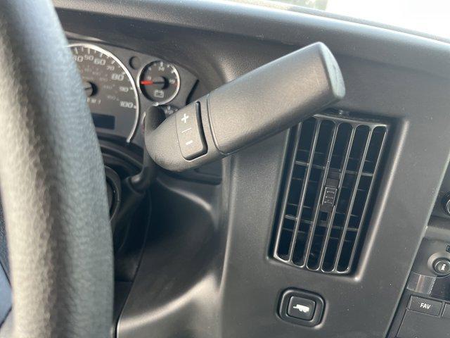 new 2025 Chevrolet Express 2500 car