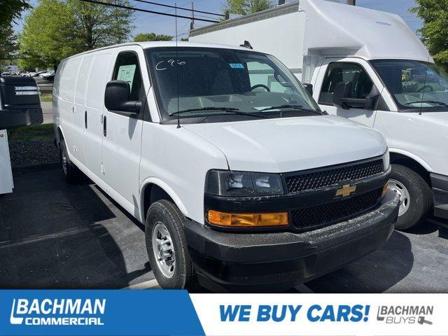 new 2025 Chevrolet Express 2500 car