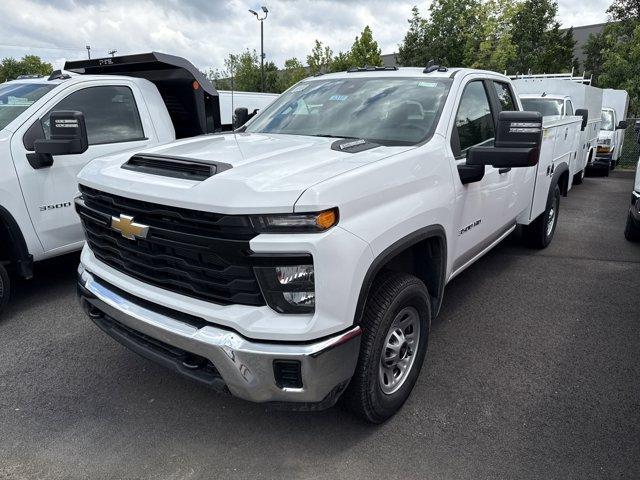 new 2025 Chevrolet Silverado 3500 car, priced at $63,633