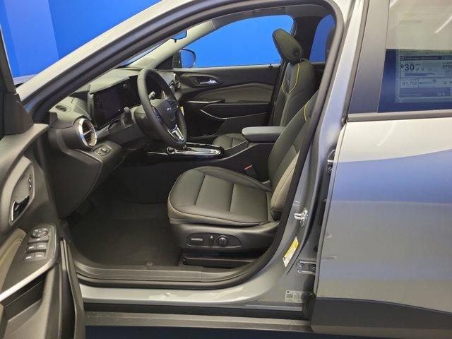 new 2025 Chevrolet Trax car, priced at $26,790