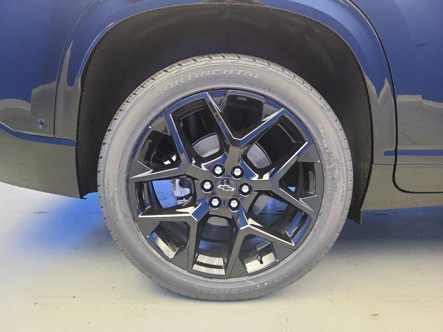 new 2025 Chevrolet Traverse car