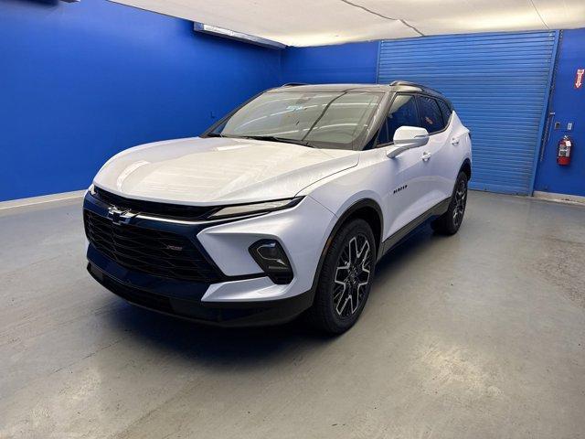 new 2025 Chevrolet Blazer car, priced at $50,035